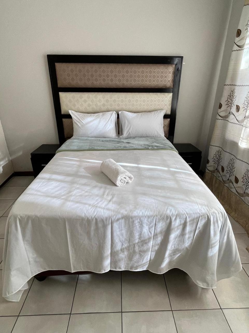Hampton Guesthouse Johannesburg Esterno foto